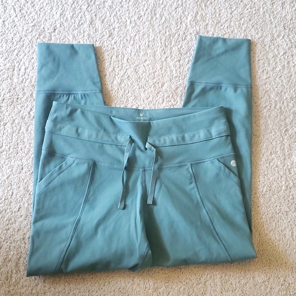 Bundle of Leggings LARGE - Picture 5 of 5